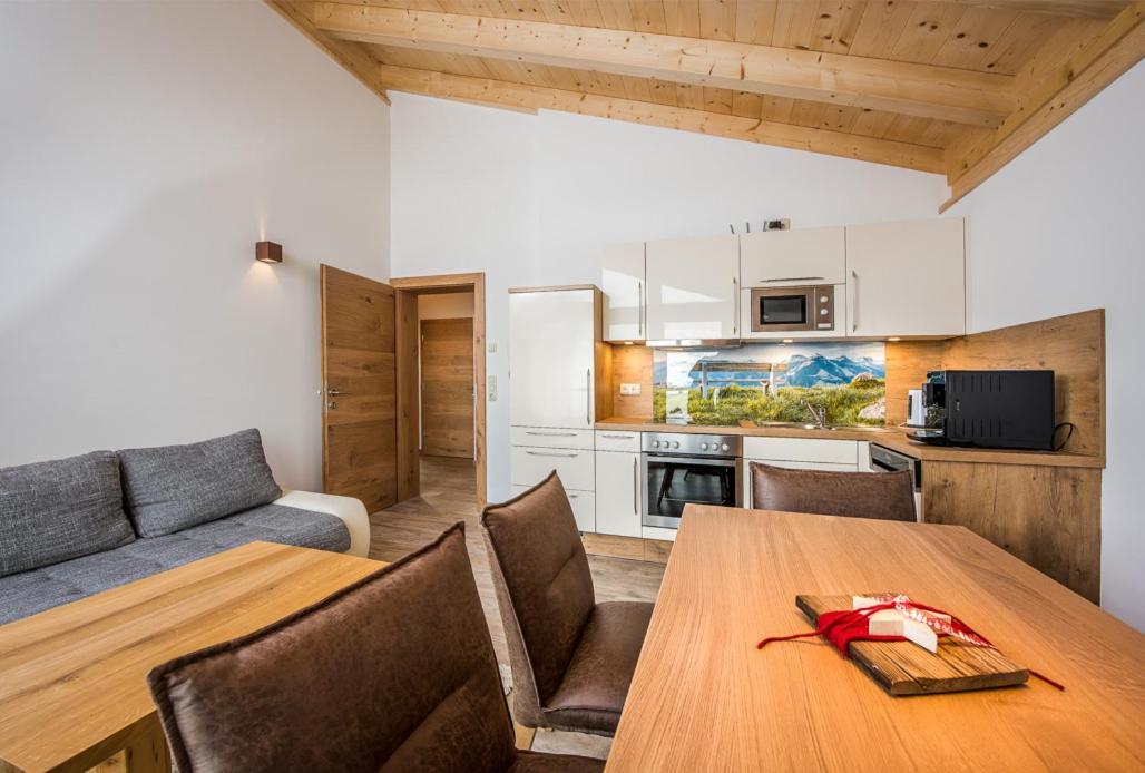 ليوغانغ Stockis Mountaindestillerie - Appartements المظهر الخارجي الصورة