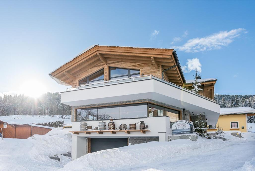ليوغانغ Stockis Mountaindestillerie - Appartements المظهر الخارجي الصورة